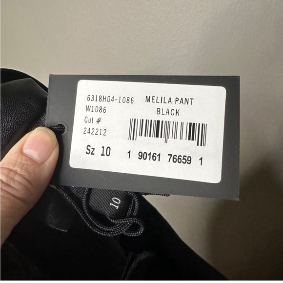 Paige Denim Melila Vegan Leather Pant. - Picture 7 of 7